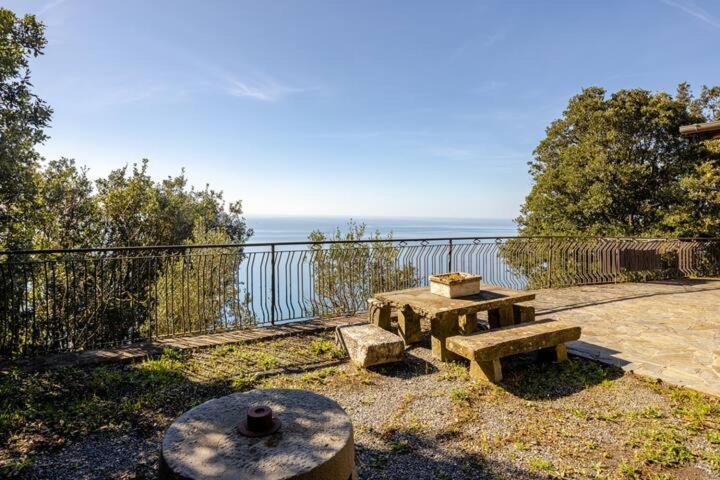 Nature&Sea Chalet Corniglia Bagian luar foto
